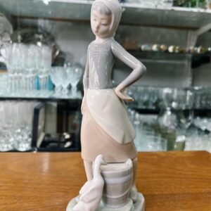 Figura porcelana “LLADRO” number 4682