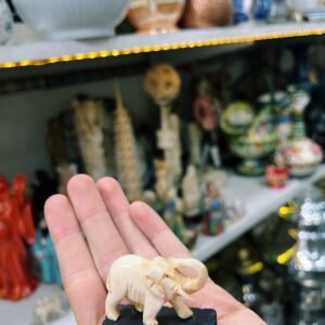 Figura elefante de marfil