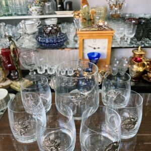 Juego de whisky – Hielera con 6 vasos de cristal con escena marítima metálica