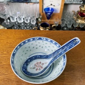 Compotera de porcelana oriental con cuchara