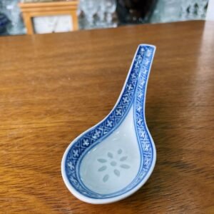 Cuchara porcelana oriental