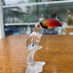 Figura de tucán de cristal estilo Swarovski