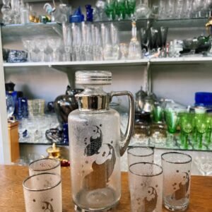 Set de jarra con 5 vasos