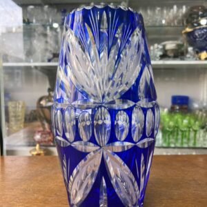 Florero de cristal super tallado