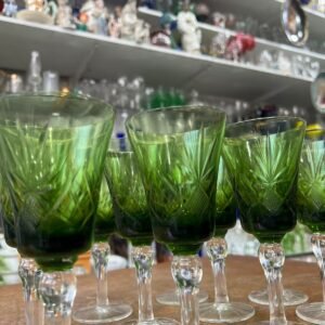 Juego de 11 copas de cristal súper tallado verde