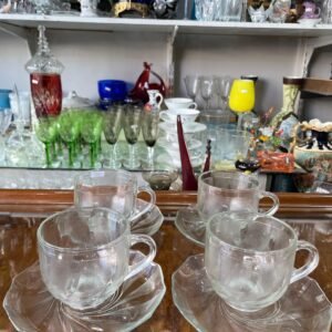 Set de 4 tazas de té con sus platos Durax