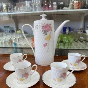 Juego de café de porcelana