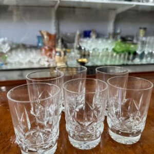 Juego de 6 vasos de cristal tallado