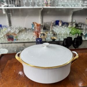 Sopera porcelana verbano con oro