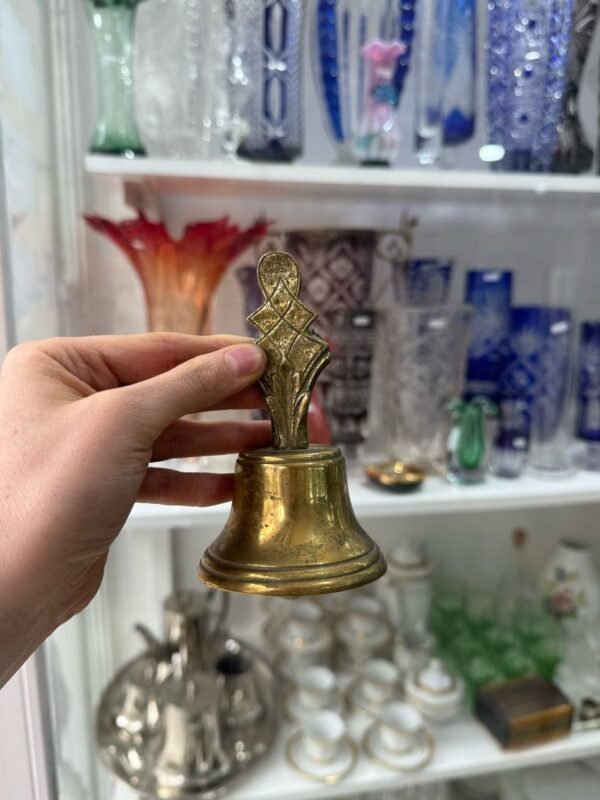 Campana de bronce