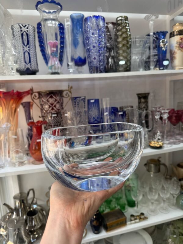 Exquisito florero de cristal