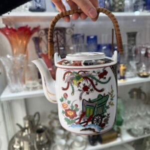 Tetera oriental