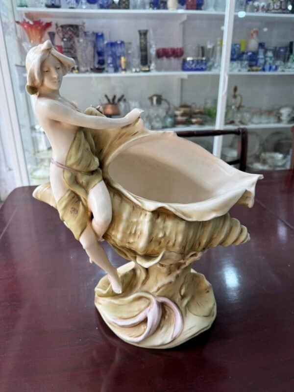 Antiguo Faience Art Nouveau Mujer Y Caracola A930 austriaco