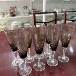 Juego de 8 copas de cristal súper tallado negro