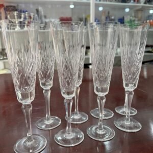 Juego de 8 copas de cristal súper tallado