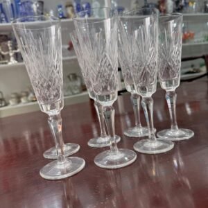 Juego de 7 copas de cristal súper tallado para vino