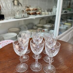 Juego de 9 copas de cristal súper tallado para licor