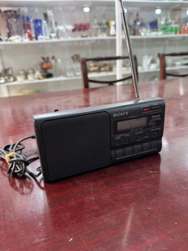 Radio SONY digital eléctrica y a pilas - Image 4