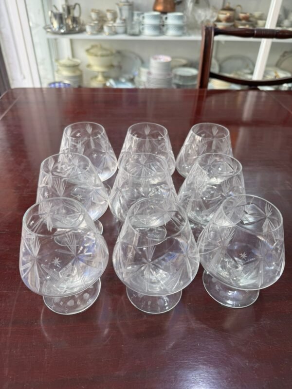 Juego de 9 copas de cristal súper tallado para cognac - Image 3