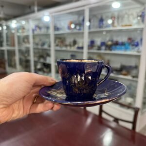 Dúo de cafe azul cobalto con oro