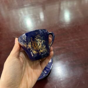 Dúo de cafe azul cobalto con oro