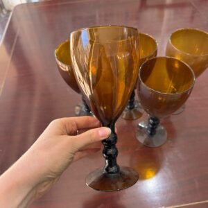 Set de 5 copas para agua o vino ambar