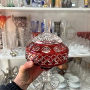 Caramelera o bombonera de cristal súper tallado rubí