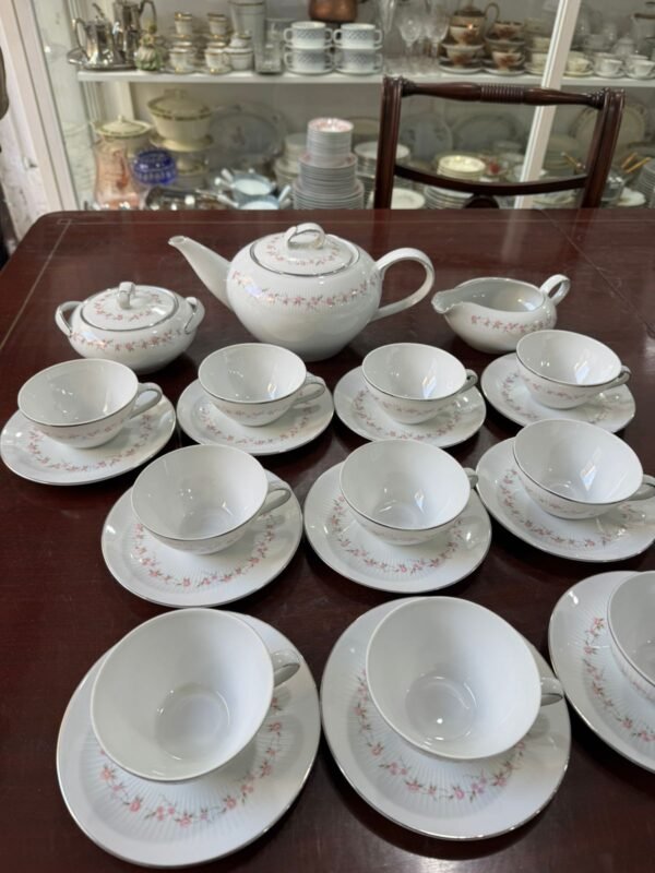 Juego de té porcelana tsuji románico con diseño de rosas - Image 7