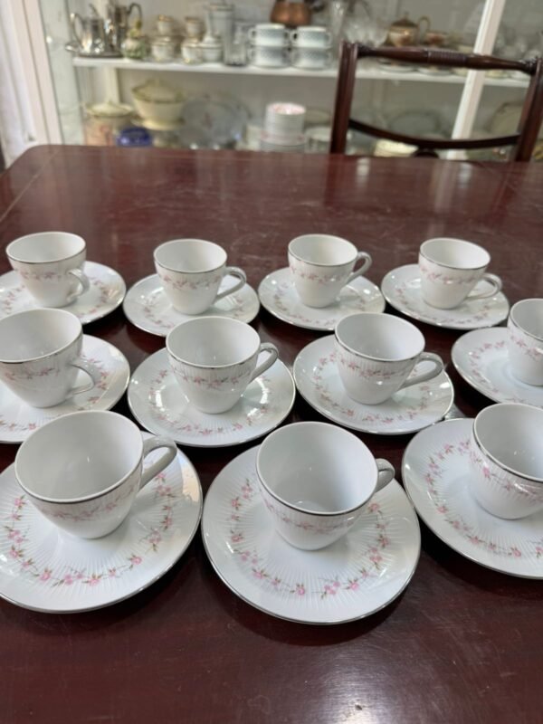 Juego de 11 dúos de café porcelana tsuji con rosas - Image 3