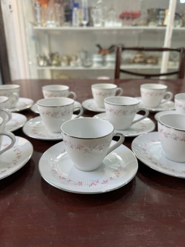 Juego de 11 dúos de café porcelana tsuji con rosas - Image 2