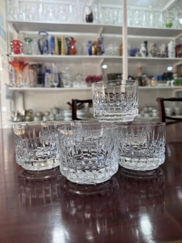 Juego de 8 vasos de cristal súper tallado para whisky - Image 4