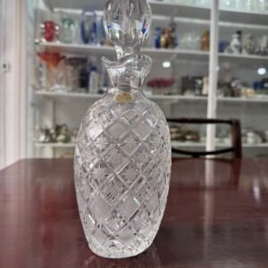 Exquisito botellón de cristal súper tallado CHECOSLOVACO