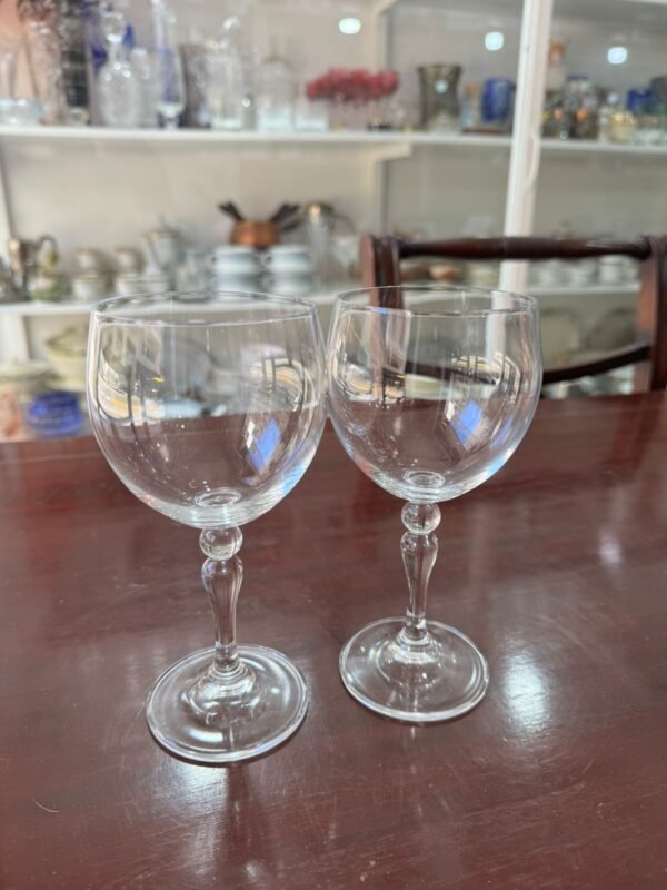 Par de copas de cristal para vino