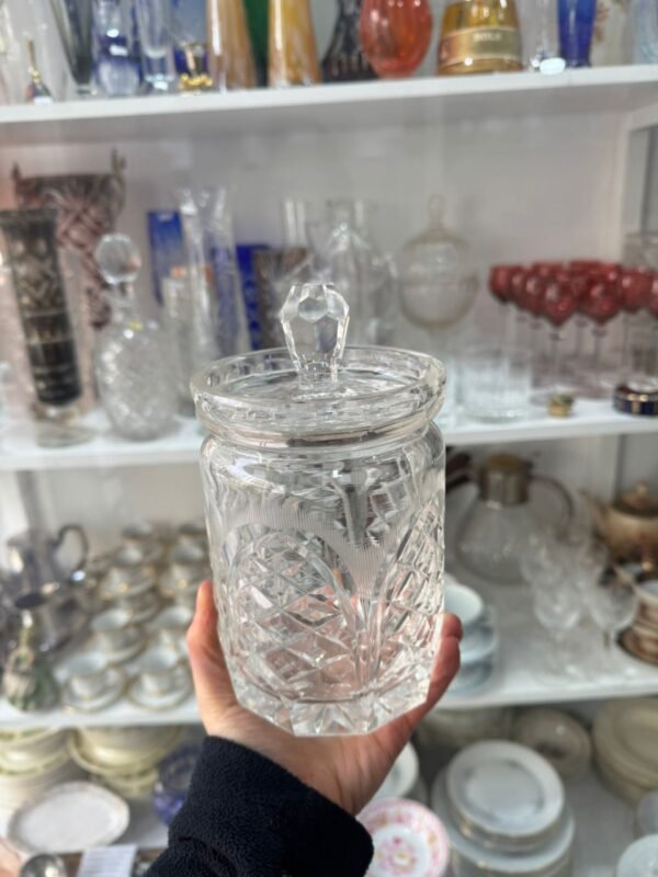 Bombonera de cristal súper tallado