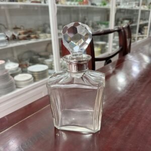 Exquisito botellón de cristal