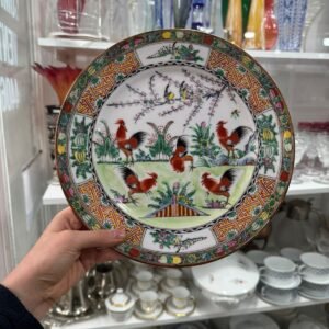 Plato porcelana oriental pintado a mano con oro