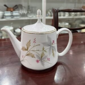 Tetera de porcelana