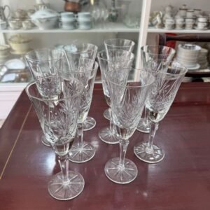 Juego de 9 copas de cristal súper tallado para agua o vino