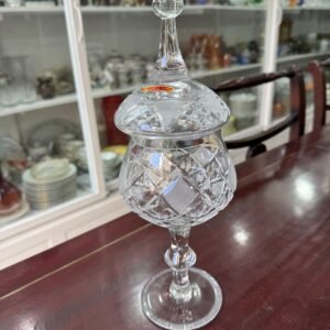 Bombonera de cristal súper tallado