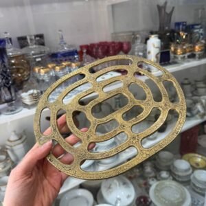 Posa fuente de bronce