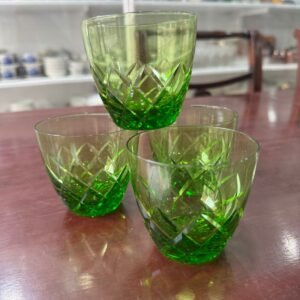 Set de 4 vasos de cristal súper tallados verdes
