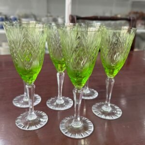 Juego de 6 copas verde de cristal súper tallado