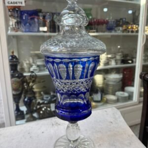 Caramelera o potiche de cristal súper tallado azul