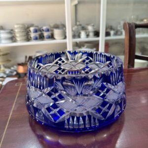 Centro de mesa de cristal súper tallado azul