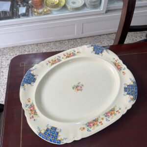 Fuente inglesa grande