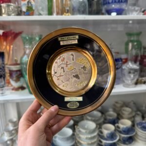 Plato porcelana con oro