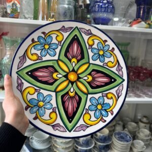 Plato español pintado a mano