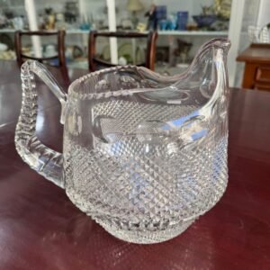 Jarra cristal súper tallado grande con pico vertedor