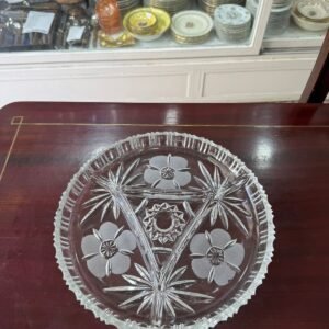 Fuente para picada de cristal tallado