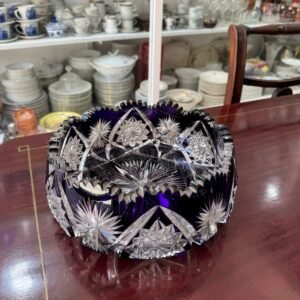 Exquisito centro de mesa de cristal súper tallado estilo BACCARAT violeta